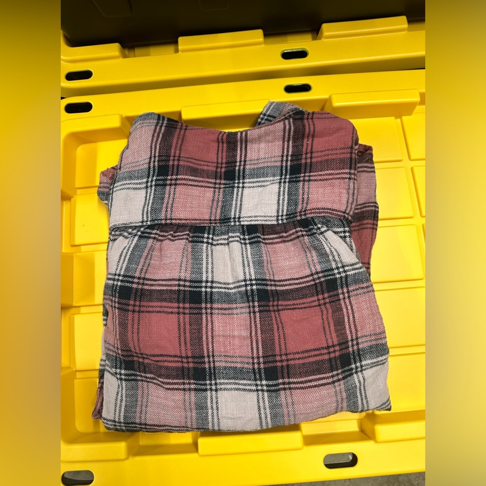Distressed flannel - Picture 3 of 5